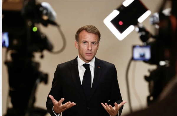 Macron lanza ‘indirecta’ a Trump por manipular protestas en Francia: ‘Hay comentarios inaceptables’